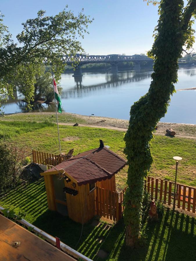 Hero 4 Sterne Ferienhaus Baja Eksteriør bilde